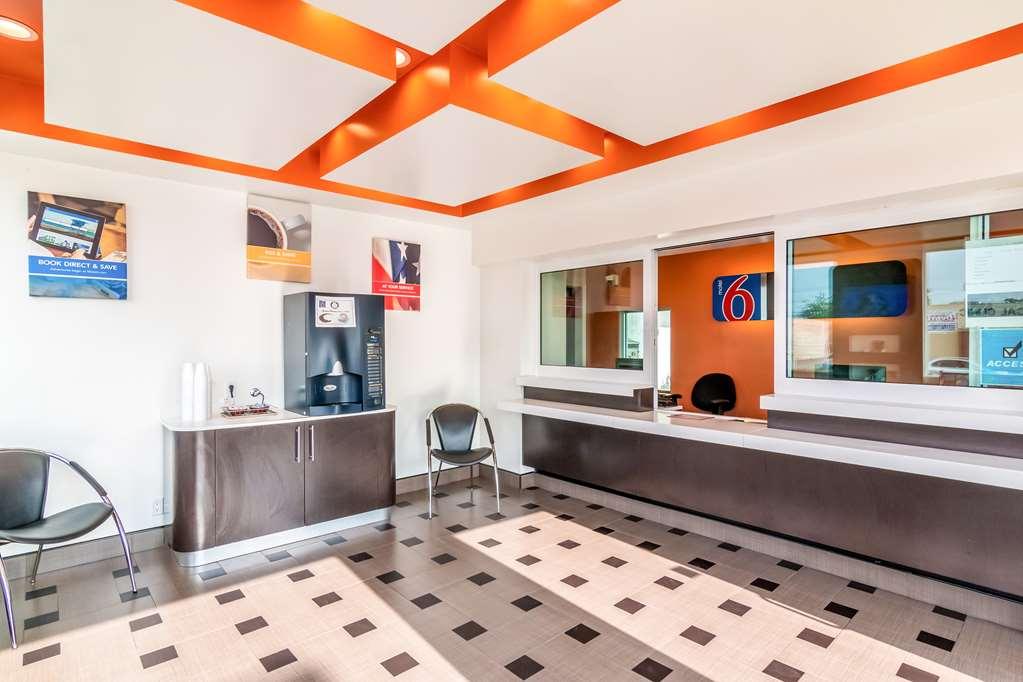 Motel 6 Bell Gardens Wnętrze zdjęcie